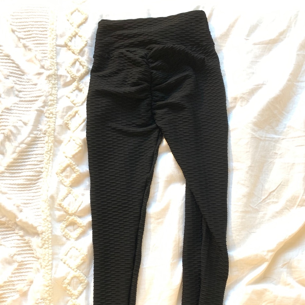 Viki Body Booty Lifting Leggings